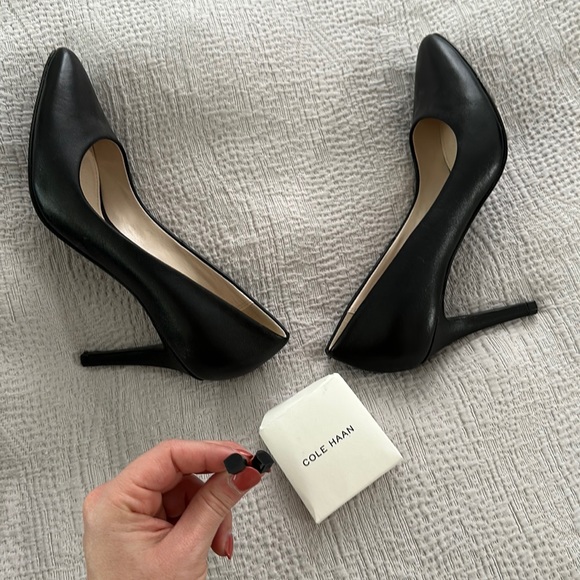 Cole Haan Quincy black leather pump size 7 - Picture 4 of 5
